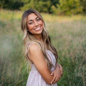 Meet your Posher, Faith